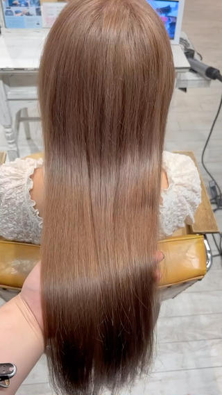 ミルクティーベージュ

Aujuaトリートメントでダメージケアもしっかりさせていただきます。 