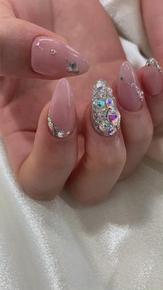 ネイル Threee所属・Threee. Misakiのネイルデザイン