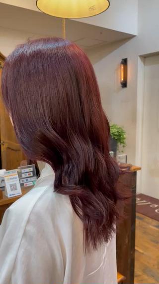 ブリーチなしダブルカラーでブリーチよりもダメージせず、ワンカラーよりも色味のはっきりした仕上がりになります️ 