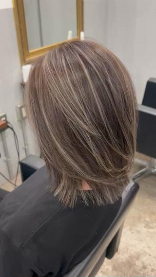 2ブリーチで透明感のある大人highlight
結んでも可愛い、かきあげても可愛い
オリジナル ハイライト