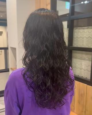 #ロングパーマ#くるくるパーマ#スパイラルパーマ#ミディアムパーマ#ウェーブパーマ#レイヤーパーマ#コテ巻きパーマ#ハードパーマ 