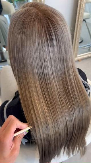 ダブルカラー必須
 