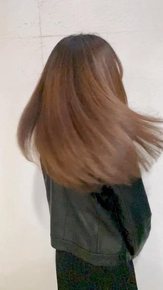 ロング カラー 千 田のヘアスタイル