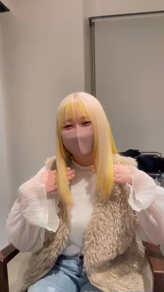 ミディアム カラー youres hair 新宿3丁目店所属・🍫ハイトーン✖︎ 髪質改善🍫柴田のヘアスタイル