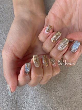 ネイル 岡本 友恵のネイルデザイン