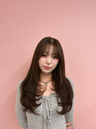 ロング HASHI AYAKAのヘアスタイル