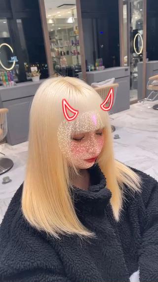 カラー 🥇KEN /レイヤー/艶カラーのヘアスタイル