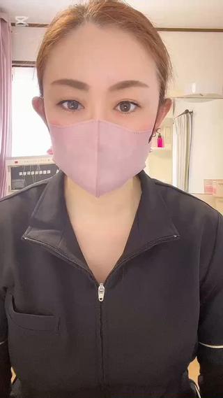 ブライダルエステのご相談はお気軽にどうぞ♡

ポーラのブライダルエステは、
お一人おひとりの肌悩みや、挙式日、衣装のデザイン、
予算などに合わせて、あなただけの
オリジナルプランをおつくりします。

また、挙式までの限られた時間で美しさをより
一層引き立てるため、
ご希望に応じて、ご自宅でのデイリーケアも
提案します。
お気軽にご相談ください。 