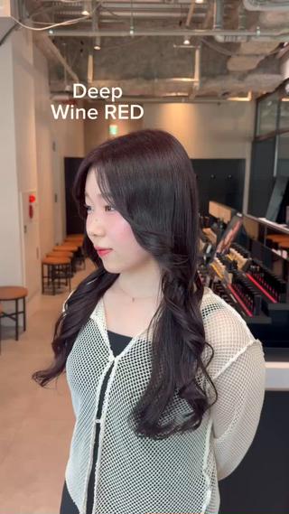 今シーズン大人気のワインレッド
大人っぽい落ち着いた雰囲気と暖色の可愛い雰囲気がマッチしておしゃれなカラーです！
ご要望通りに可愛くいたしますのでぜひお任せください！ 