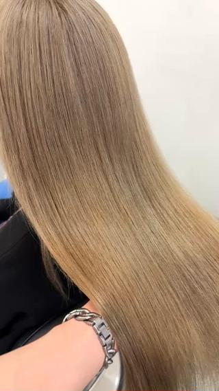 ロング カラー Parve  Mix 🫧梶川虹のヘアスタイル