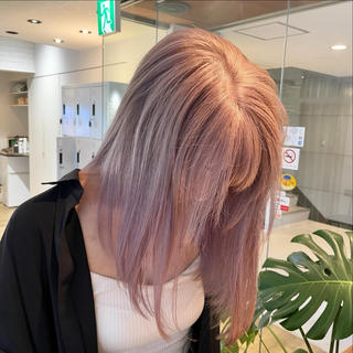 ロング N＋所属・前田 菜奈子のヘアスタイル