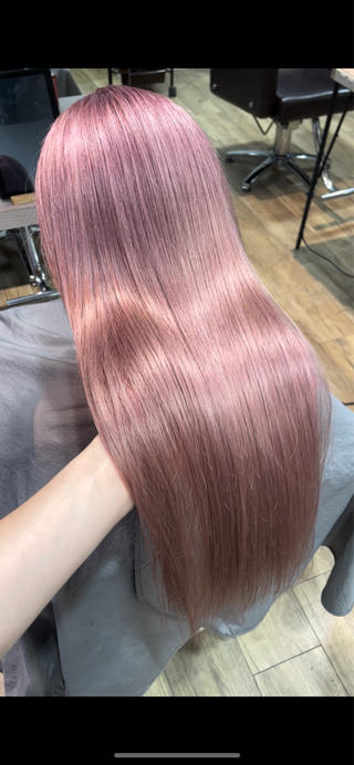 ロング N＋所属・前田 菜奈子のヘアスタイル