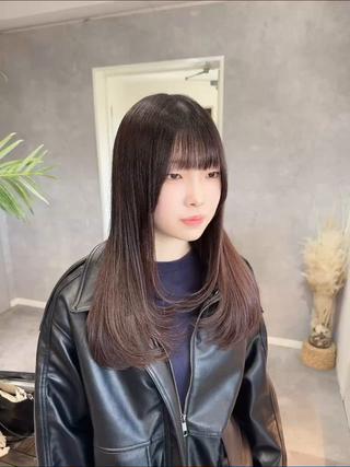 レイヤーカットで動きのあるスタイルに!
ワンカールでも可愛くなります!