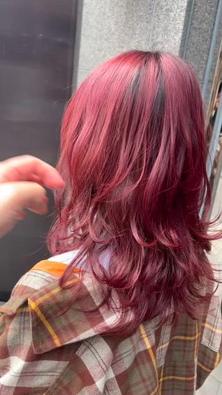 セミロング 髪質改善✨️レイヤー クボタリョウのヘアスタイル