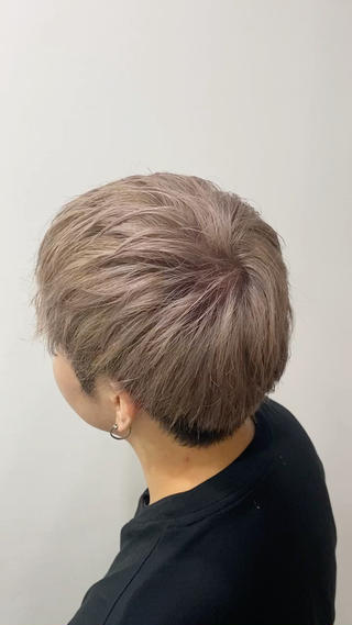 
【平日限定】

・𝒃𝒍𝒆𝒂𝒄𝒉 𝒄𝒐𝒍𝒐𝒓 ¥5,500 

※追加ブリーチは一律3,000円頂いております

追加トリートメントで色持ちも良くなります

・𝟐𝒔𝒕𝒆𝒑 𝒕𝒓𝒆𝒂𝒕𝒎𝒆𝒏𝒕 ¥3,500サラサラ

・𝟒𝒔𝒕𝒆𝒑 𝒕𝒓𝒆𝒂𝒕𝒎𝒆𝒏𝒕 ¥5,700 まとまり

・ラポール 𝒕𝒓𝒆𝒂𝒕𝒎𝒆𝒏𝒕 ¥7,900 艶

お気軽にご相談ください 