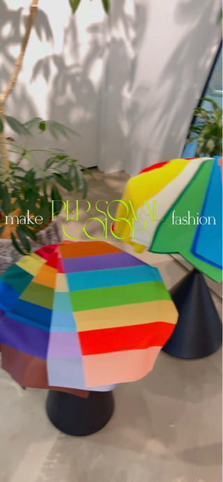 【パーソナルカラー診断 】

生まれ持った肌・目・髪などの色から
個性や魅力を引き立てる色を診断します

●美肌・小顔効果
●明るく華やか、健康的で印象アップ
●ファッションやメイクの参考に

＜似合う色＞と＜好きな色＞を知って
現状に"プラスワン"するだけでOK

苦手な色さえも自分の魅力に変えて
ワンパターンやモノトーンの日々に輝きを︎︎


お願い
・より正確な診断をするためにもスッピンまたは薄化粧でお越しください
・メイク付き診断をご希望のお客様は普段のメイク用品やコスメをご持参ください 