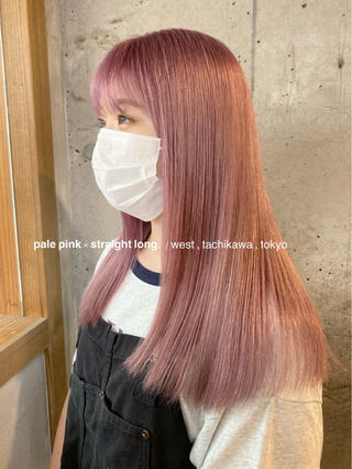 ⁣
⁣
⁣
ﾍﾟｰﾙﾋﾟﾝｸ #palepink⁣
⁣
⁣
夏のﾍﾟｰﾙﾄｰﾝの淡いｶﾗｰ、人気です⁣
⁣
⁣
今回は3cm伸びた根元をﾘﾀｯﾁﾌﾞﾘｰﾁしつつ、⁣
毛先のﾋﾟﾝｸｼｬﾝﾌﾟｰの残留もｹｱﾌﾞﾘｰﾁで⁣
優しく抜いて、淡いﾋﾟﾝｸをONｶﾗｰ⁣
⁣
⁣
頭皮に付くか付かないかのｷﾞﾘｷﾞﾘで⁣
ﾌﾞﾘｰﾁを塗布しているので、肌が弱く⁣
染みやすい方でも挑戦できます⁣
⁣
⁣
夏のﾊｲﾄｰﾝは是非、お任せください⁣
⁣
⁣
⁣
⁣
７月後半のご予約、まだまだお取りできるので⁣
DM、LINE、NETよりご予約お待ちしてます⁣
⁣
⁣
⁣
#west#mariohairdesignwest⁣
#tokyo#tachikawa#hairsalon⁣
⁣
#ウエスト#マリオヘアデザインウエスト⁣
#東京#立川#美容室#立川美容室#立川南口⁣
⁣
#ペールピンク#ハイトーンピンク⁣
#ハイトーンカラー#淡ピンクカラー⁣
#ペールトーン#ダブルカラー#ケアブリーチ⁣
#立川ハイトーン#立川ハイトーンカラー⁣
⁣
#美容師#美容学生#中途スタッフ募集⁣
#男性スタッフ募集#夏髪#夏色⁣
⁣
⁣
 