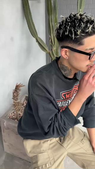 スパイキーフェードカット 