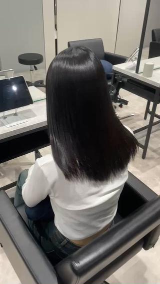 ミディアム neo.所属・🎀neo.RIN/ 透け感艶カラー🎀のヘアスタイル