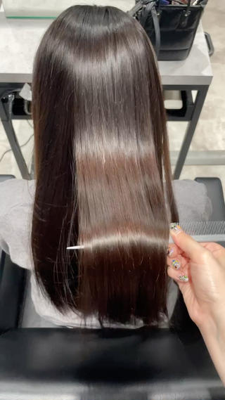 ロング neo.所属・🎀neo.RIN/ 透け感艶カラー🎀のヘアスタイル