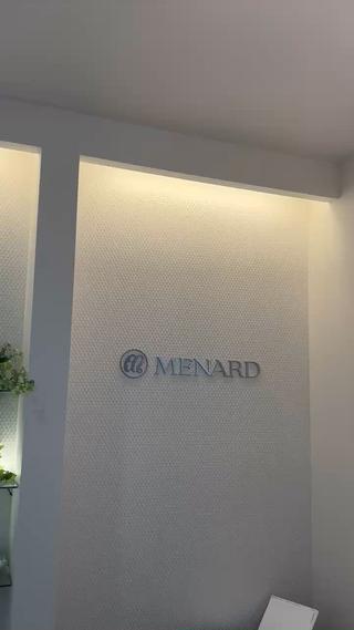 サロンの内観です。
キラキラプリンセス気分が味わえる可愛い空間で癒されてくださいね♪ 