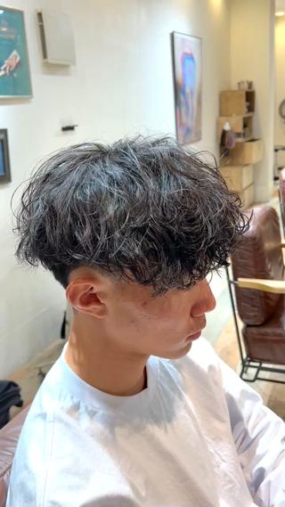 パーマ メンズ メンズパーマ眉毛 特化アユム🔥のヘアスタイル