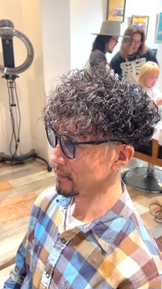 パーマ メンズ メンズパーマ眉毛 特化アユム🔥のヘアスタイル