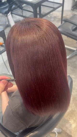 艶モテカラーワインレッド️
ワンカラーでガラッと印象変えたい方におすすめです.ᐟ‪‪.ᐟ☆*｡ 