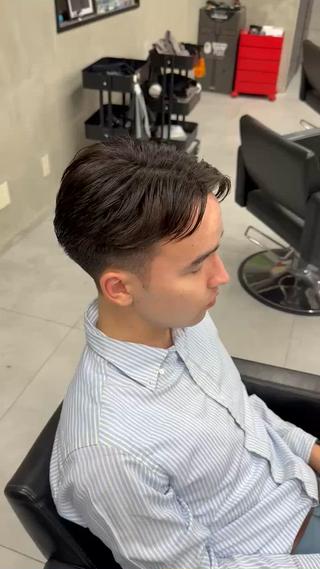 ショート メンズ Buzzy 大畠　慎三郎のヘアスタイル