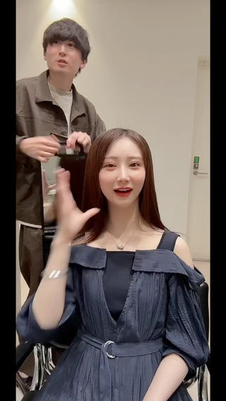 圧倒的に軽いサラサラ質感へと導き、
後天性（ダメージによるうねりや広がり）のボリュームをダウンする、
最上質髪質改善サイエンスアクアと、
最上質ヘッドスパであるラカスタスパの組み合わせです︎
銀座のラカスタヘッドスパ専門店と同技術同商材を用いて施術致します

フケやかゆみや抜け毛や白髪を予防し、
頭皮を綺麗にする事で健康で綺麗な髪の毛を生やしやすい状態にし、
頭皮のパックをして美肌菌を増やし、
リフトアップをしてシワたるみ予防をし、
ツボ押しで疲労軽減したりと、
4〜50分程施術する本格的な専門店レベルのスパです
現在他の美容室へ技術を落とし込む外部講師もしております 