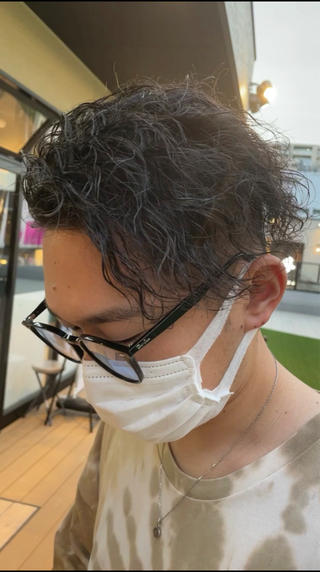 ショート パーマ メンズ メンズヘア特化 崎田 成人のヘアスタイル