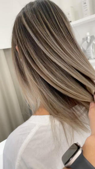 #ブリーチ#ハイトーンカラー#ハイライト#バレイヤージュ#グラデーション#シャドールーツ#インナーカラー#ダブルカラー#ケアブリーチ#アディクシーカラー#グレージュ#ベージュ#ミルクティー#ホワイトカラー#ピンク#ラベンダー#髪質改善#髪質改善トリートメント#縮毛矯正#酸性ストレート 