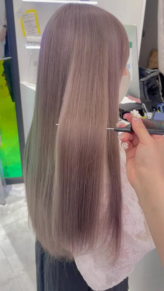 ロング カラー 🤍💕ブリーチカラ ーAyaka💕🤍のヘアスタイル