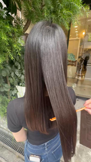 4stepトリートメントで傷んだ髪もツヤツヤに！ 