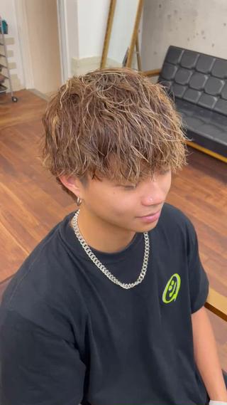 マッシュ×ツイストスパイラルパーマ×ブラウンメッシュ 