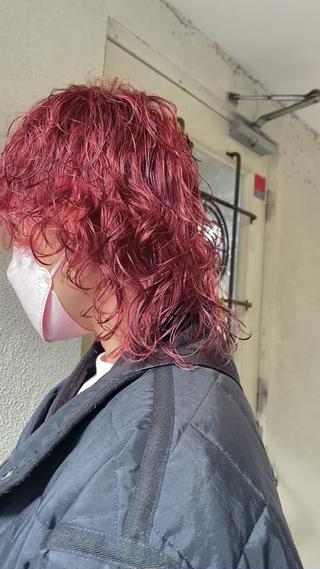 セミロング カラー パーマ 🫧艶ハイトーン ブリーチ🫧シモのヘアスタイル