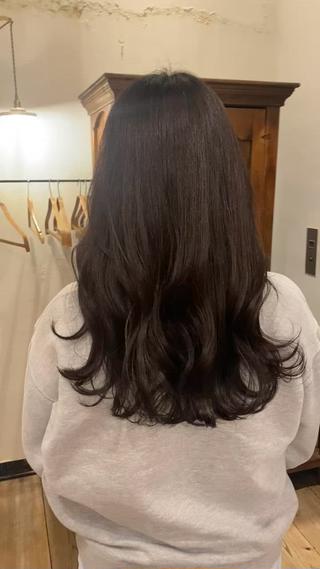 就活に向けた地毛風カラー
黒染めをすると就活後に明るくすることが難しくなります
今後のカラーの予定も相談しながらカウンセリングしましょう 