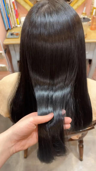 就活前に暗く綺麗に
艶カラー得意です！！ 