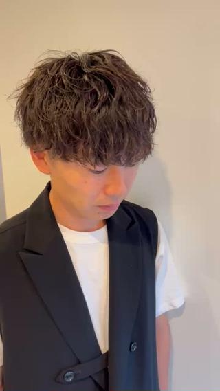 ミディアム パーマ メンズ 🔥メンズ専門🔥 塩拓巳のヘアスタイル