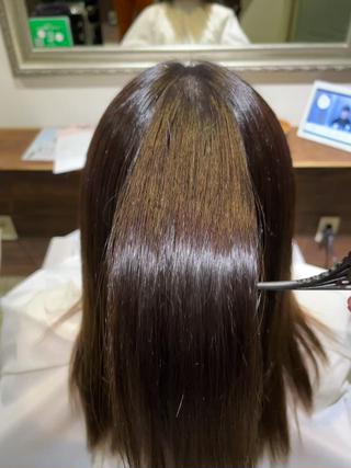 こまつばらみお/レイ ヤー/ダブルカラーのヘアスタイル