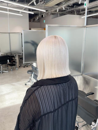 befor〜afterインスタ載せてます!!
yukinori_short
いつまでもキレイにならない方、今後キレイになりたい方はお任せください︎
全て施術させて頂いたお客様投稿で、どんなに複雑履歴でも通って頂ければ必ず綺麗にできます。
ご新規の方も安心してお任せいただければと思います。大阪茶屋町のフリーランスのクオリティーを約束します。
〝オススメな方″
・キレイなシルエットにしたい方
・キレイな色にしてもらいたい方
・今後キレイになりたい方