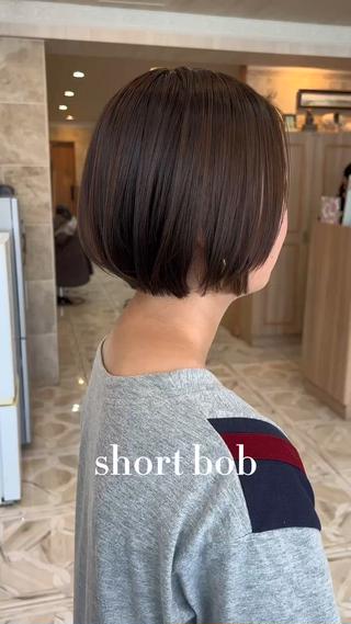 重すぎない丸みショートボブ 
