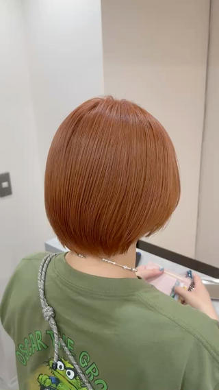Orange beige

履歴次第で1ブリーチでできるカラーです◎ 