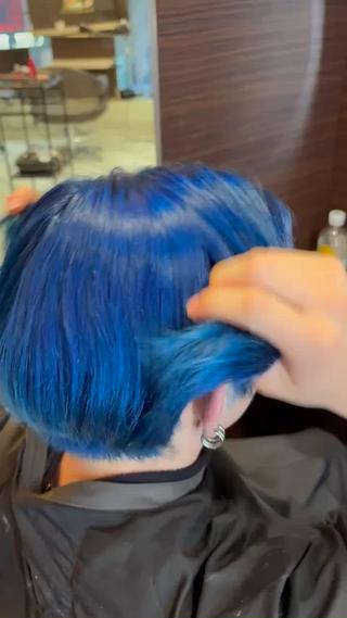 高校卒業後初カラー 
最近初カラー任せていただけることが増えて嬉しいです 