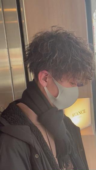 こだわりのツイスト、こだわりのメッシュの
黄金コンビネーション

ガラッと雰囲気変えたい方、周りと差をつけたい方！
ぜひお任せください 