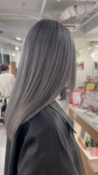 ロング カラー 特殊カラー特化 ✂️SHIAN フジのヘアスタイル