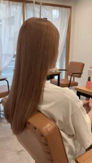 アッシュベージュ×ストレート 