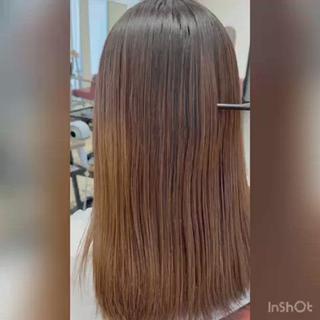 髪質改善ストレート
以前は顔周りだけアルカリ縮毛矯正をしていた状態から
薬剤を塗り分けて全体に髪質改善ストレートしました
酸性の薬剤でじっくり反応させることで
シルクのような質感に改善されます！
髪の状況を見極めて薬剤を分けて施術する事で
仕上げアイロン無しでこの仕上がり
酸性薬剤で優しく丁寧施術する事で
柔らかいシルクのような質感を再現できます。

気軽にご予約下さい！


すべての大人に、ヘアデザインの自由と解放を。
30代よりも40代、40代よりも50代、いつまでも自分らしい
キレイを追い求めたいと願うすべての大人へ。
僕が叶えるのは、
生命力と自信に溢れる大人髪、ヘアデザイン。
忍び寄る髪の衰えや髪悩みから解放し、
いつまでもヘアデザインを楽しむ自由を手にできる。
さあ、可能性は無限大。
いつまでもヘアデザインを楽しもう。

＊髪の状態により1回の施術で完成出来ない場合もありますので施術前カウンセリングしっかりさせていただきます。

#髪質改善　#髪質改善ストレート　#酸性縮毛矯正　#縮毛矯正　#縮毛矯正が上手い　#髪質改善縮毛矯正　#美髪　#美魔女　#アンチエイジング　
#グレイヘア　#アラフォーコーデ　#アラフィーコーデ
#グレイカラー　#ママコーデ　#子育てママ　#ママ美容師
#４０代ヘアスタイル　#５０代ヘアスタイル
#水戸美容師　#ひたちなか美容師　
#水戸美容室　#ひたちなか美容室
#hair #hairstyle 