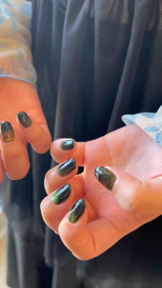 マグネットを使ったデザインです！
大人ぽくてとても人気です！ 