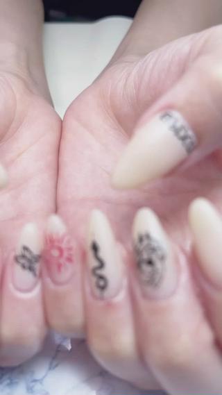 ネイル sisters nail.fのネイルデザイン